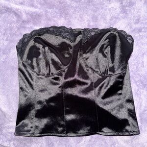 Black zip up strapless top